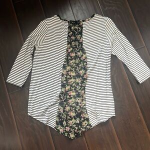 Loveappella Stripe Tee with Floaty Floral Back, size L